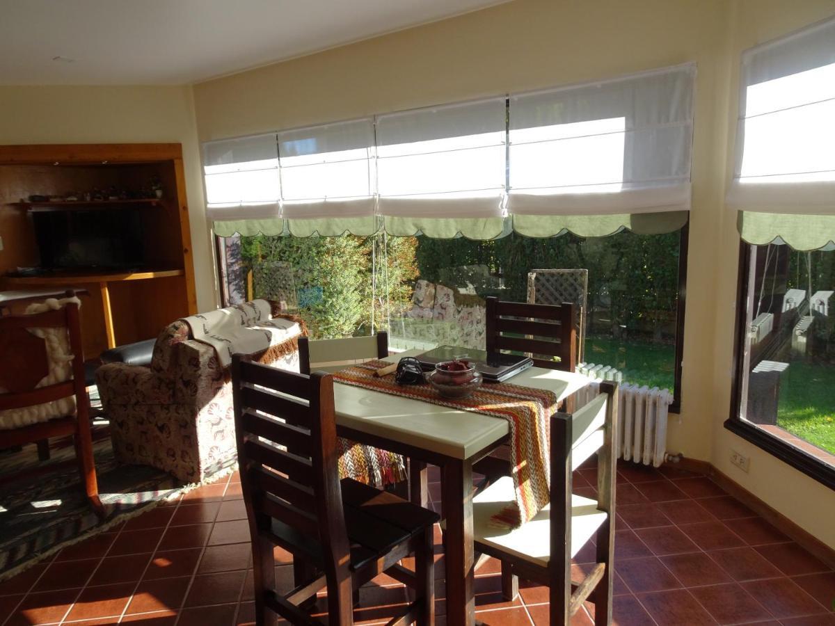 Casa De Grillos El Calafate Exterior photo
