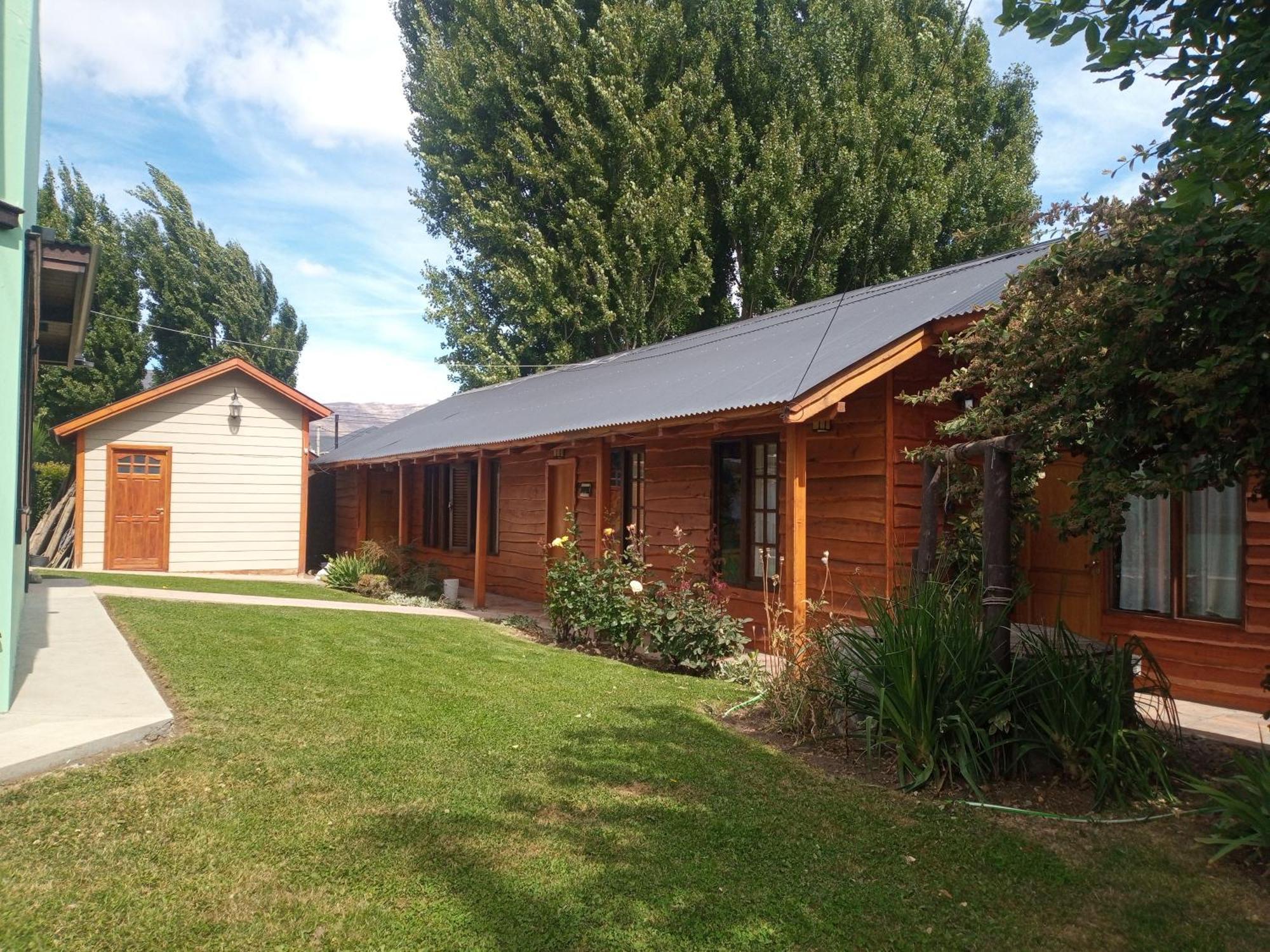 Casa De Grillos El Calafate Exterior photo