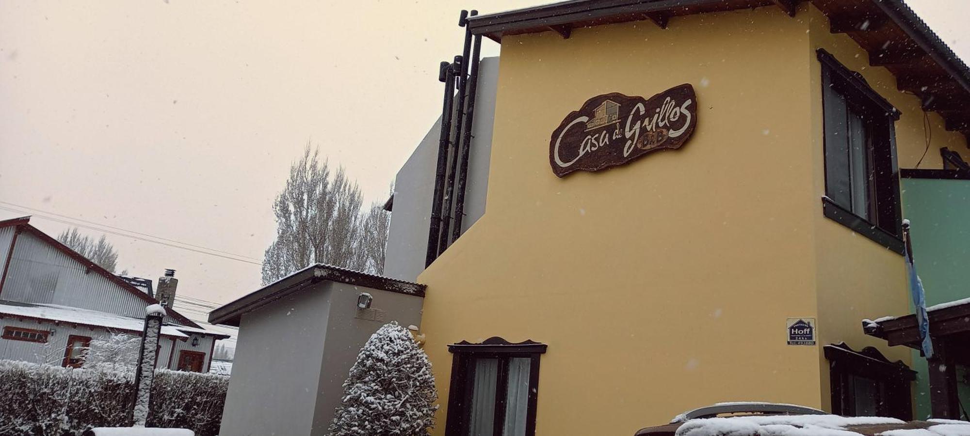 Casa De Grillos El Calafate Exterior photo